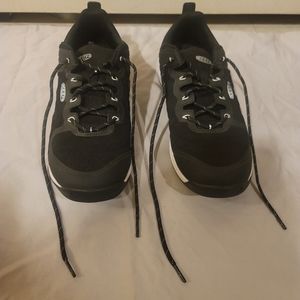 Keen konnectfit shoes